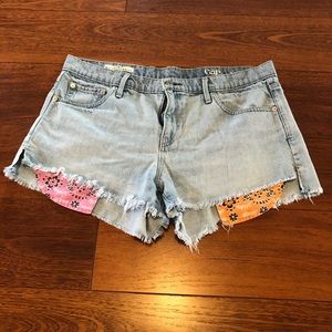 GAP cut-off shorts